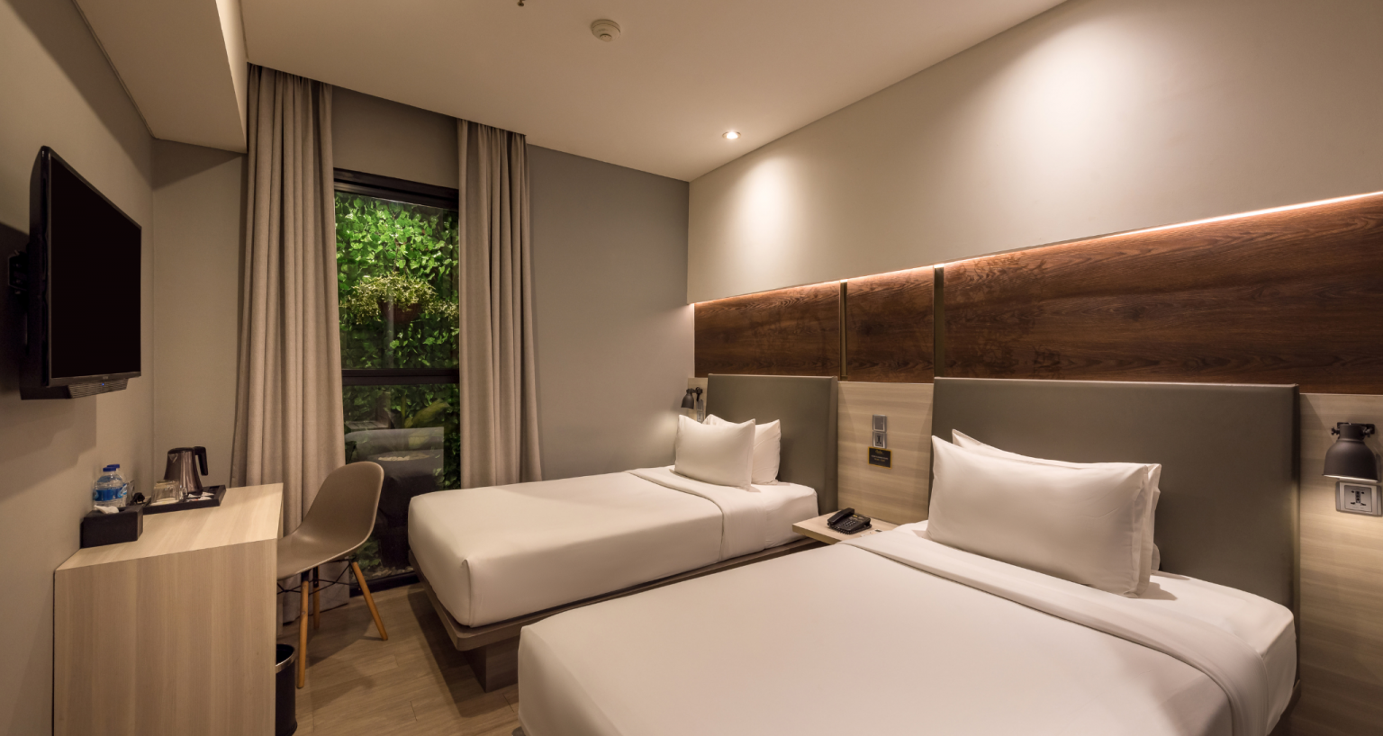 Stanley Wahid Hasyim, Luxury Hotel in Central Jakarta