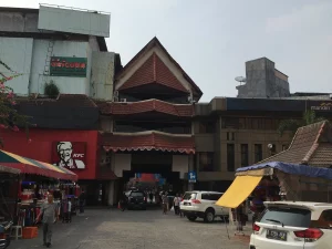 What Did the Reviews Say in General About Lokasari Jakarta