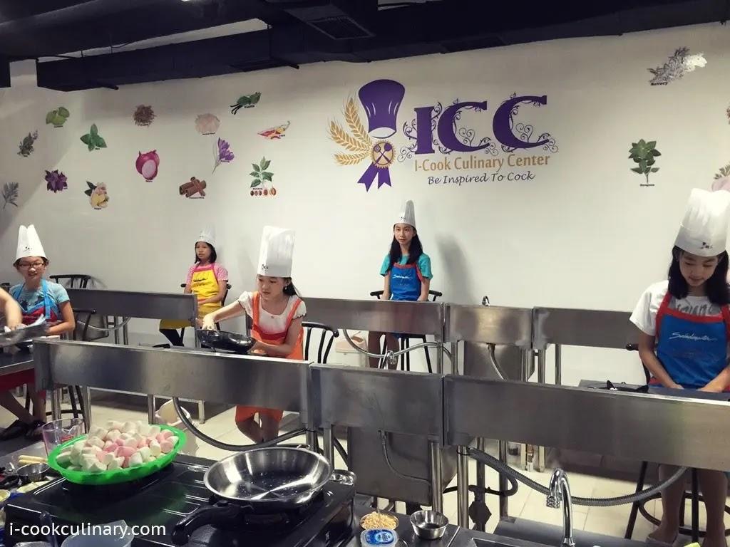 I-Cook Culinary Center logo with children cooking