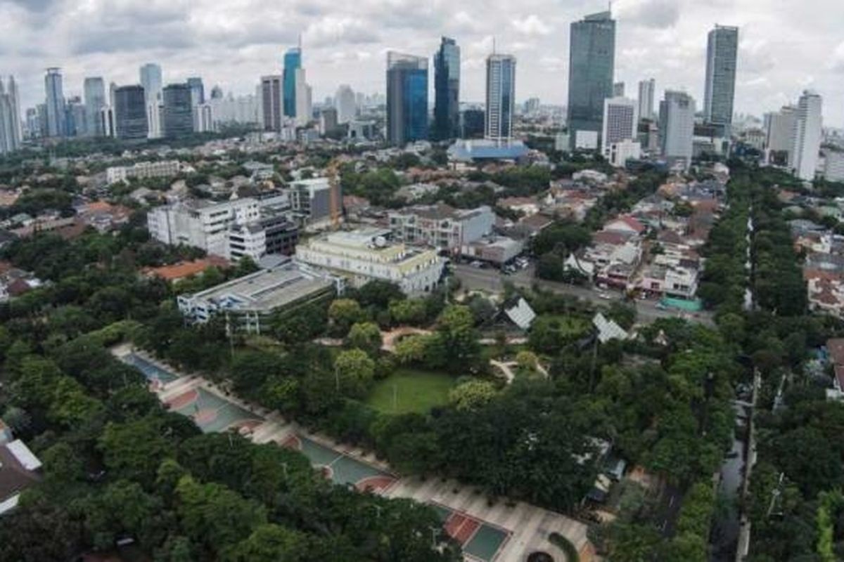 Bangkok city skyline skyline aerial view with skyscrapers, dense neighborhoods and green parks